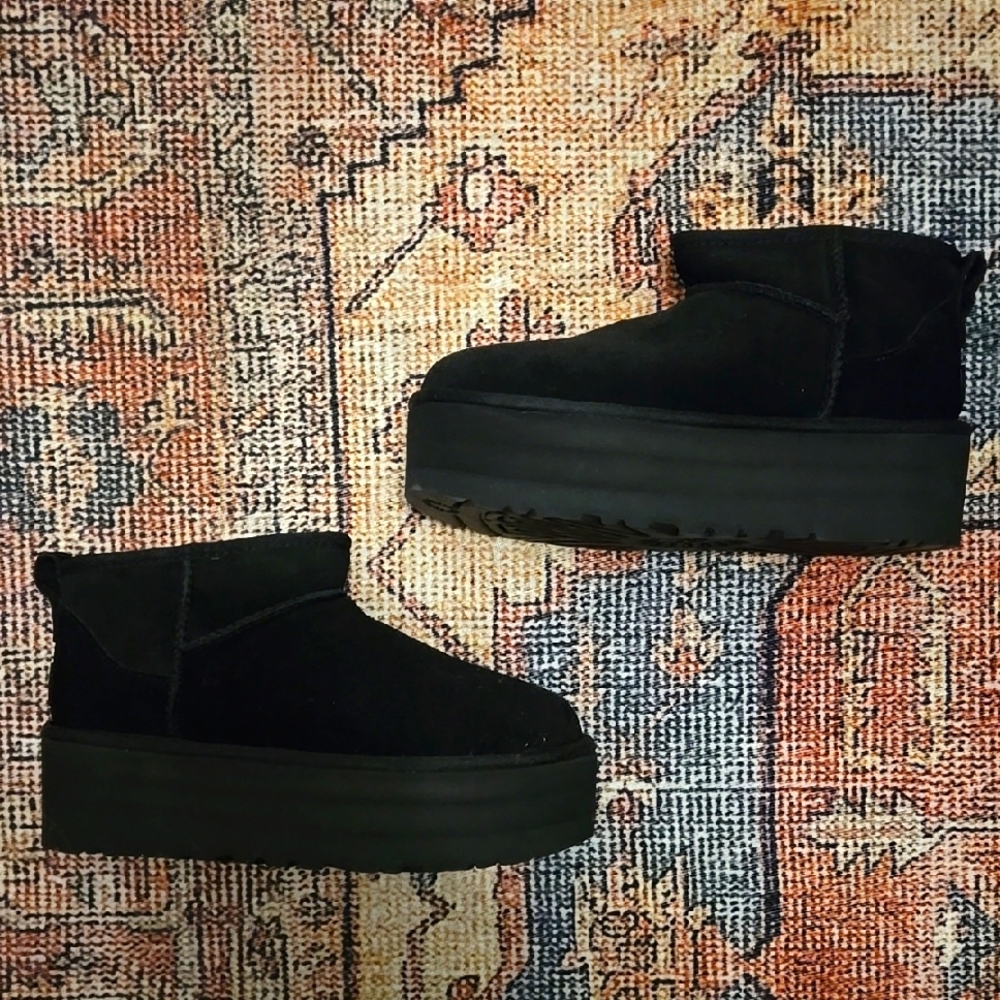 Ugg Women's Black Platform Ankle Boots